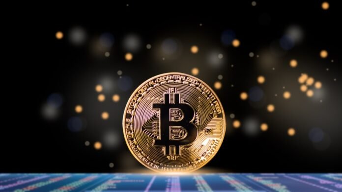 $150K Bitcoin? Saylor’s Poll Goes Viral as Influencers Weigh in on Uptober Rally